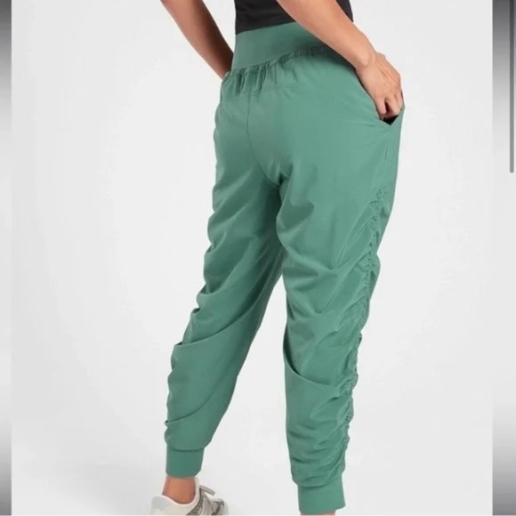 Athleta Attitude Lined Pant Jogger Juniper Green - Picture 2 of 14